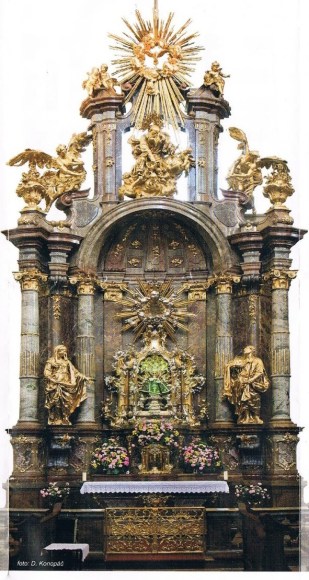 altar del niño jesus de praga