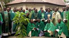 Sacerdotes - Nigeria.jpg