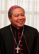 Arzibispo Bernardito_Auza_apr_2015