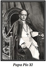 Papa Pío XI - sentado