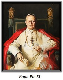 Papa Pío XI con libro