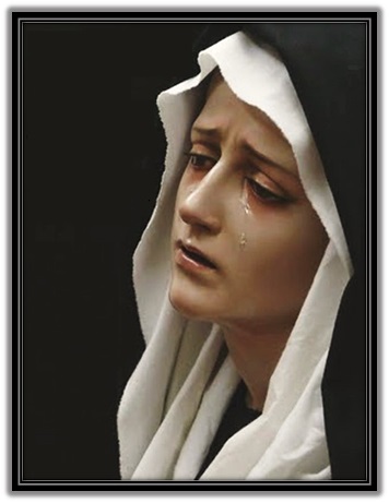 Virgen Dolorosa llorando