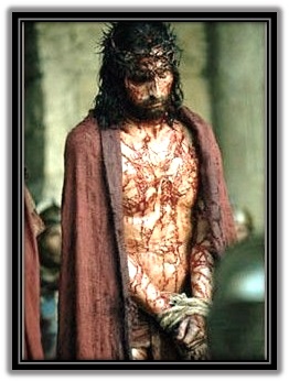 Jesús atado y con la túnica