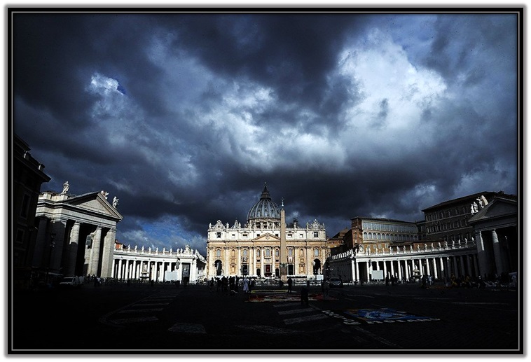 El humo de Satanás y la Iglesia